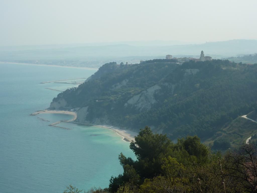 Il Vicolo Relais Bed & Breakfast ซีโรโล ภายนอก รูปภาพ