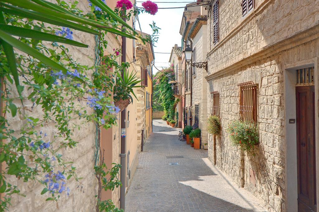 Il Vicolo Relais Bed & Breakfast ซีโรโล ภายนอก รูปภาพ